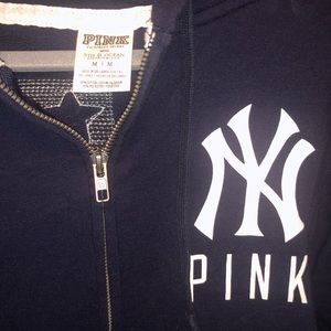 *SOLD* VS PINK New York Yankee hoodie